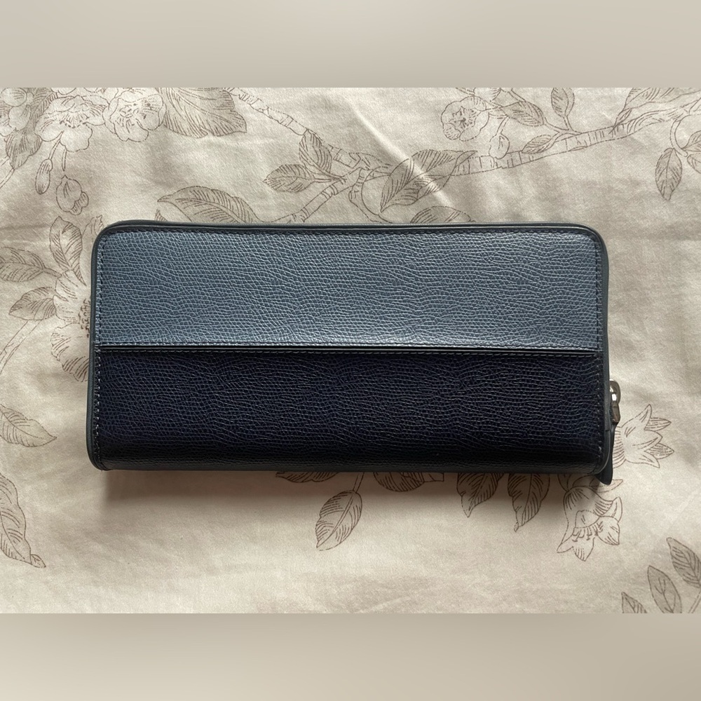 TUMI Navy‎ Blue Two Tone Ziparound Leather Wallet Rectangular Long Slim Classic - Picture 3 of 7